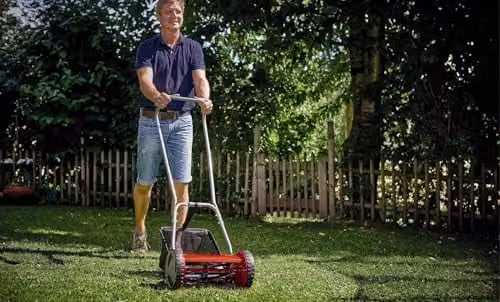 Einhell GC-HM 300 Manual Hand Push Lawnmower in Red and Black with 30cm Cutting Width and 16L Grass Box – 2
