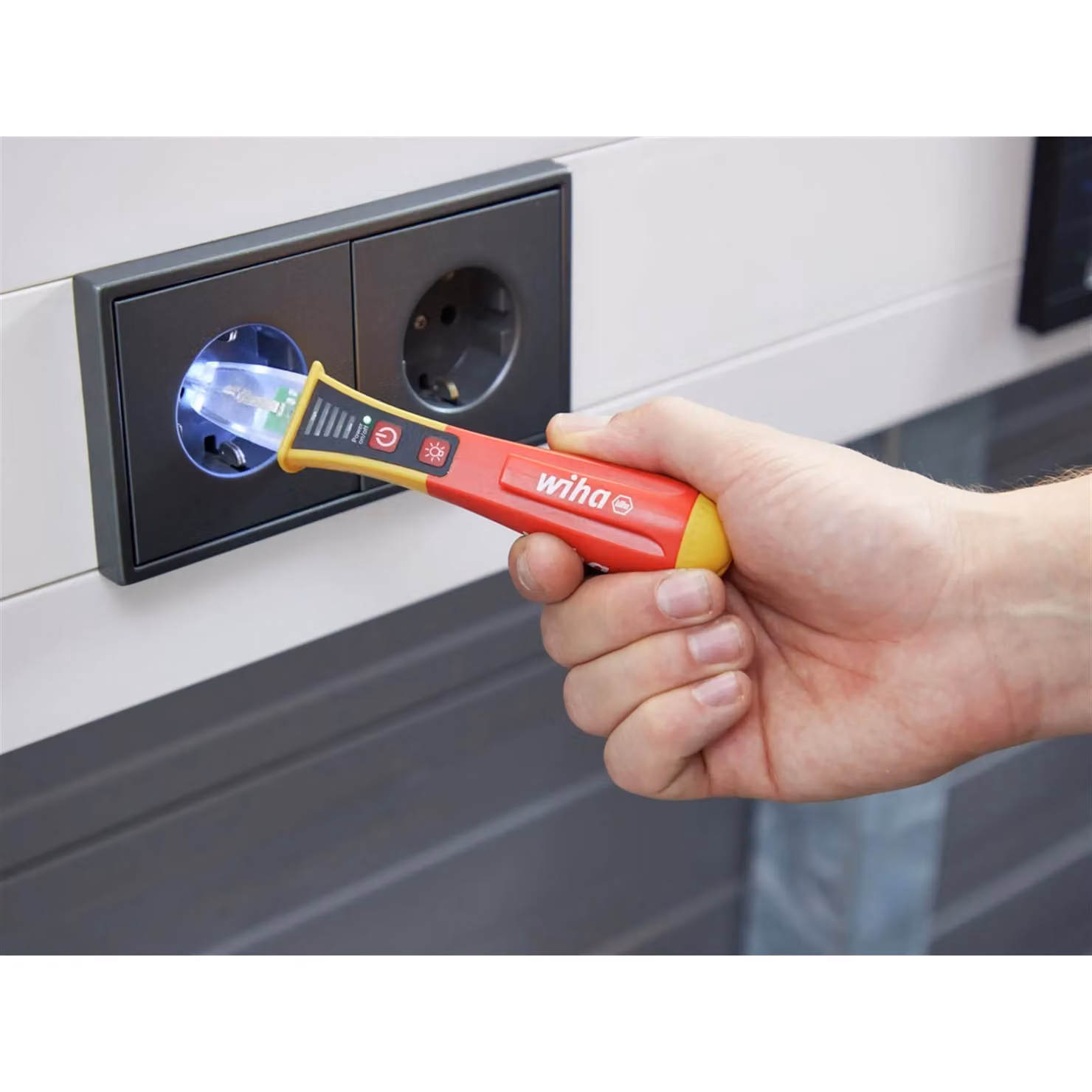 Wiha Non-contact Voltage Detector 12-1000V AC, Multicolour – 3