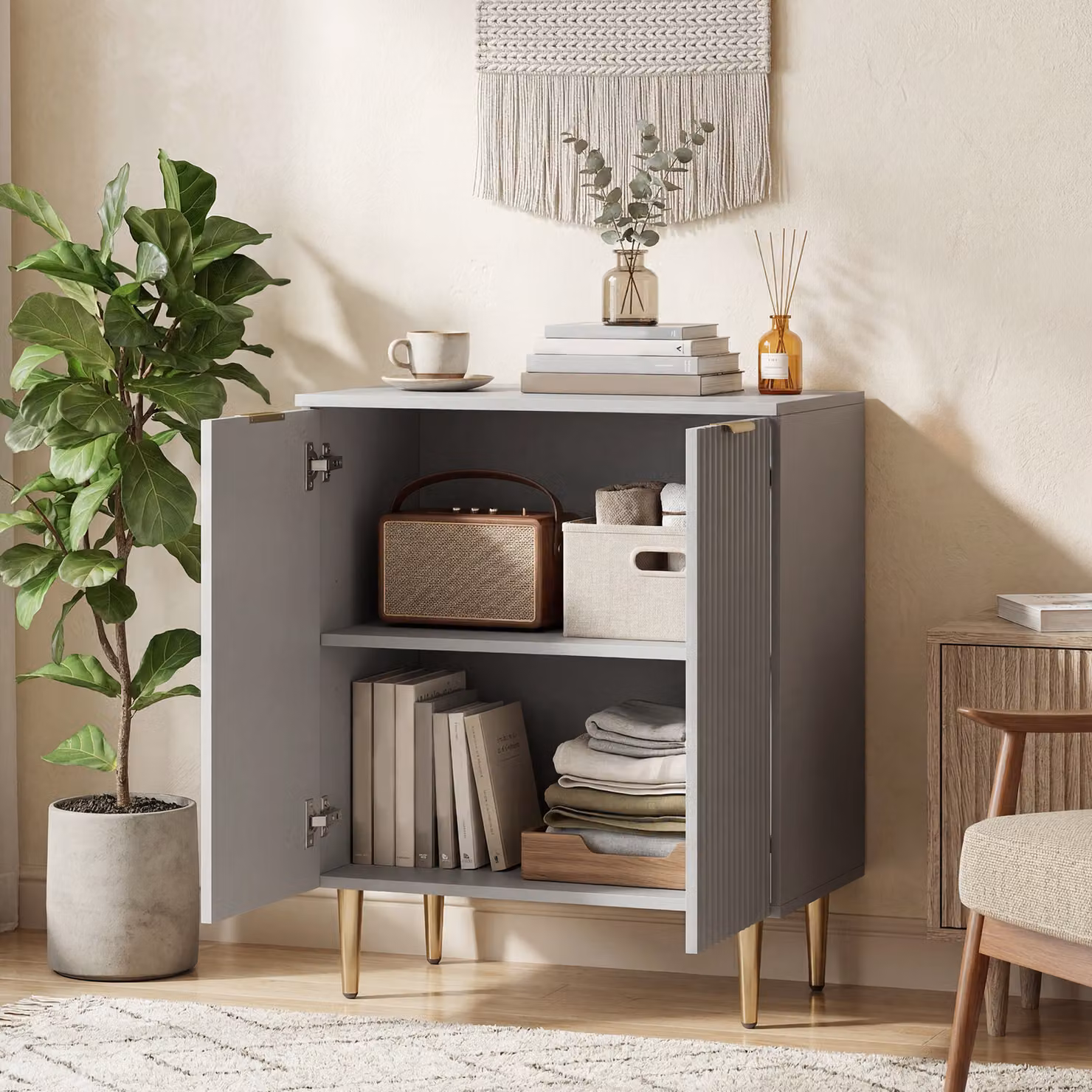 HOMCOM Modern Grey Sideboard Buffet Cabinet with Adjustable Shelf and Metal Legs – 2