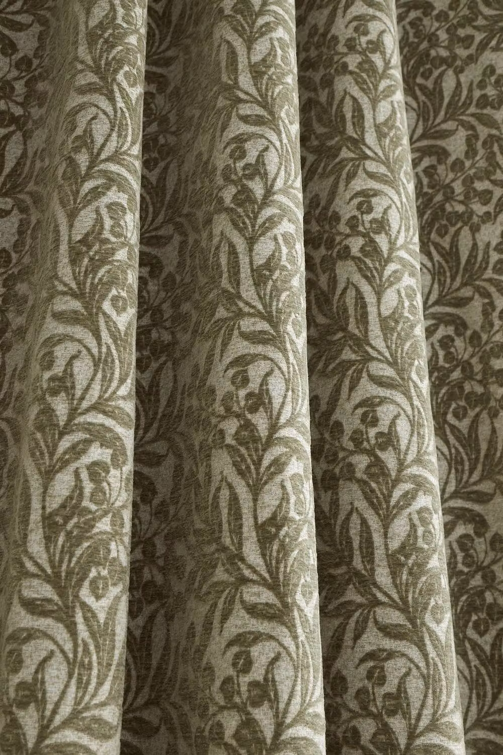 Bianca Chenille Leaves Lined Eyelet Curtains in Green, Width: 168 cm, Drop: 229 cm – 3