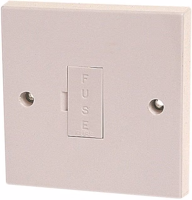 Dencon 13a Fused Spur Socket in White