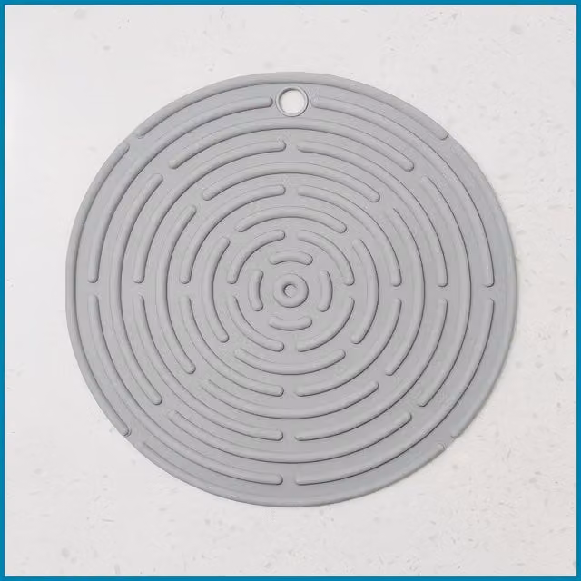 Argon Tableware Non-Slip Round Silicone Trivets, Grey, Pack of 2, Diameter: 18 cm
