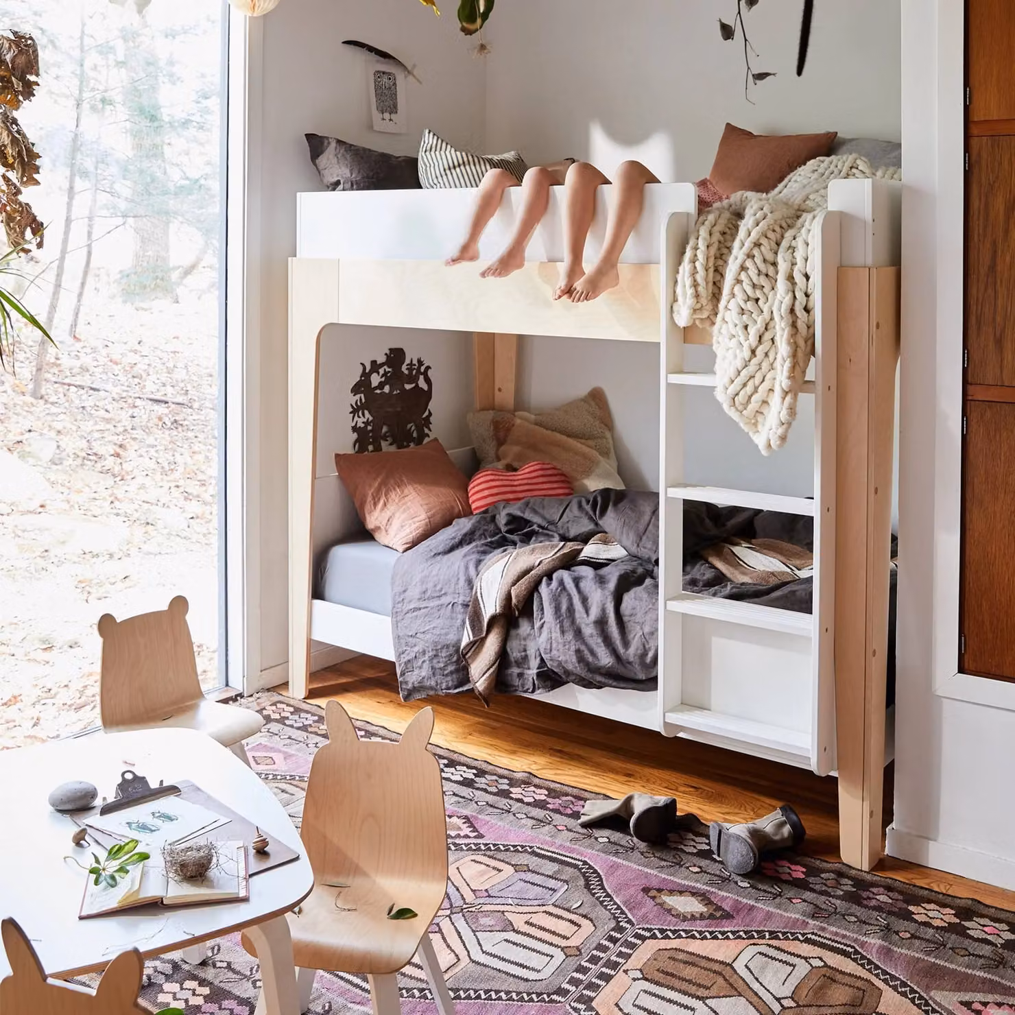 Oeuf NYC Perch Bunk Bed in White and Birch, W/D/H: 200 x 90 x 163.5 cm – 4