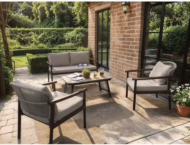 Solace+Co Kyla 4 Piece Rattan Garden Furniture Set with Coffee Table in Grey and Brown