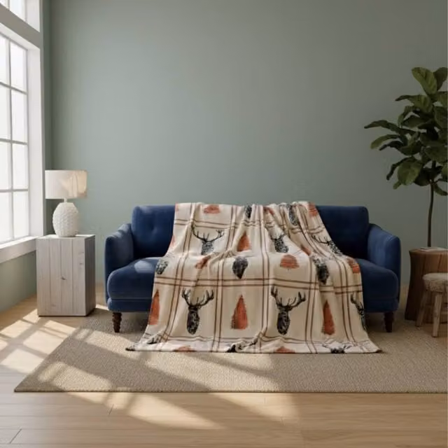 Snug City Stag Print Christmas Throw Blanket in Beige, W/D/H: 150 x 200 cm