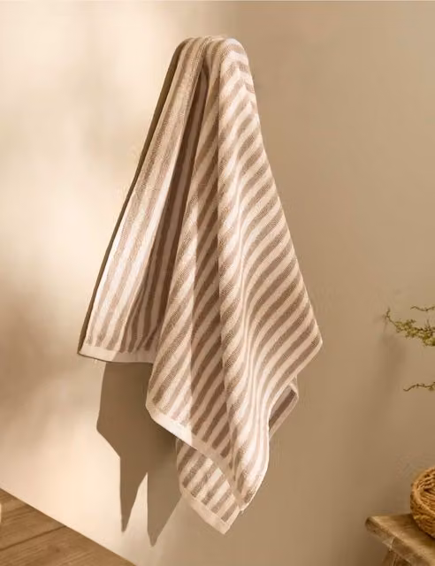 YARD Hebden Striped Pure Cotton Fluffy Bath Towel in Beige