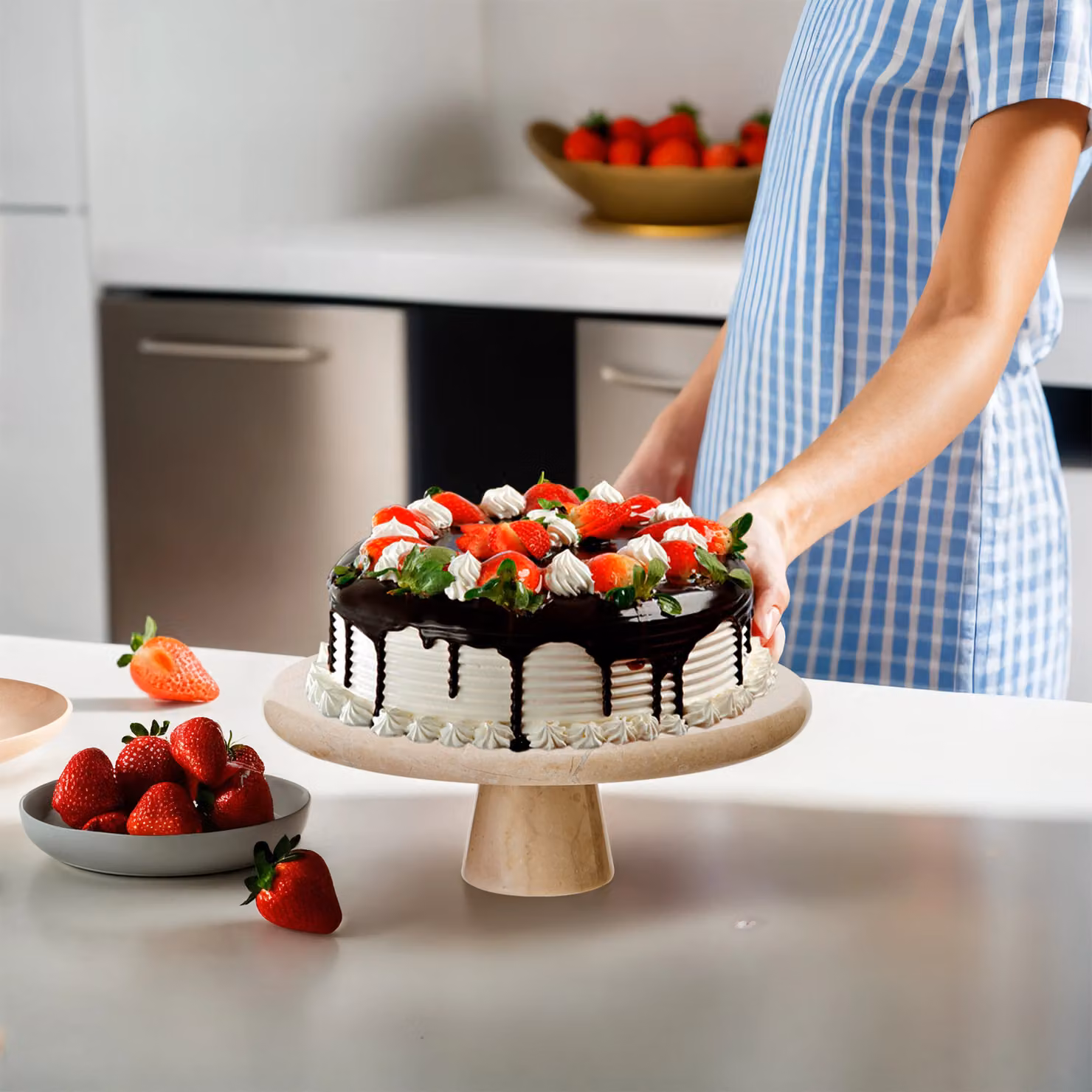 Orsina Himaya Champagne Marble Cake Stand in Beige and White – 2
