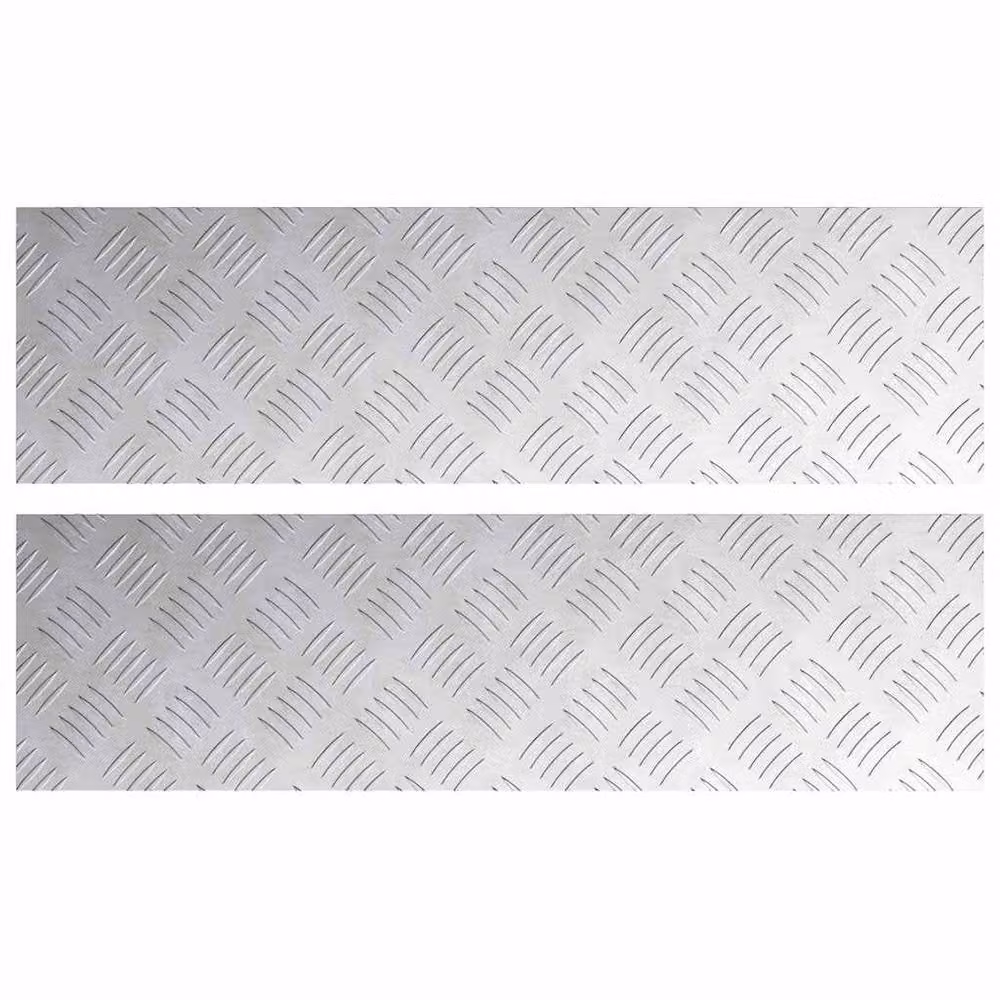Berkfield Home Anti-Slip Aluminium Checker Plate Stair Nosing, 2 Pieces, Silver, W/D/H: 70 x 20 x 0.28 cm