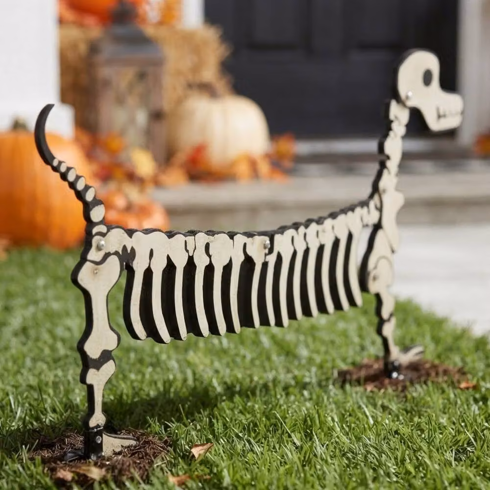 Garden Greatness White Sausage Dog Skeleton Halloween Stake – 2