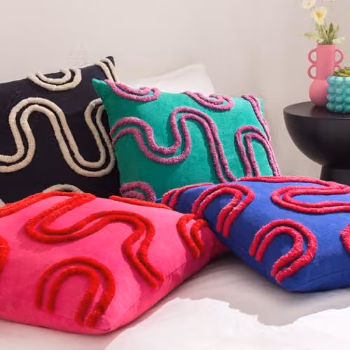 Heya Home Archie Abstract Tufted Square Cushion in Pink and Red, W/D/H: 45 x 45 x 45 cm – 4