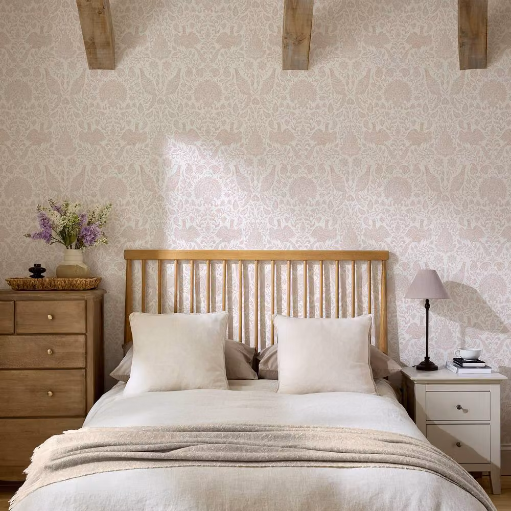 Superfresco Easy Wren Pink Floral Botanical Wallpaper, W: 52 cm, H: 1000 cm – 2