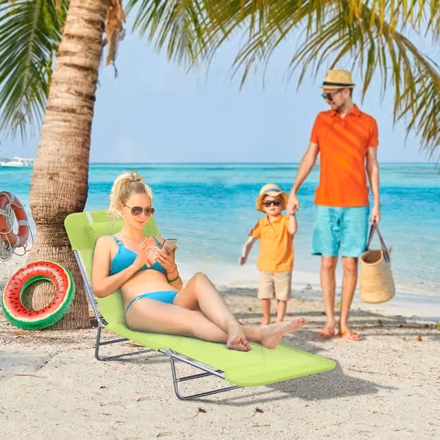 Outsunny Green Garden Lounger Recliner with Adjustable Headrest and Textilene Fabric