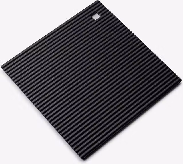 Zeal Silicone Square Non-Slip Hot Mat Trivet with Hanging Loop, Black, 18 cm – 1
