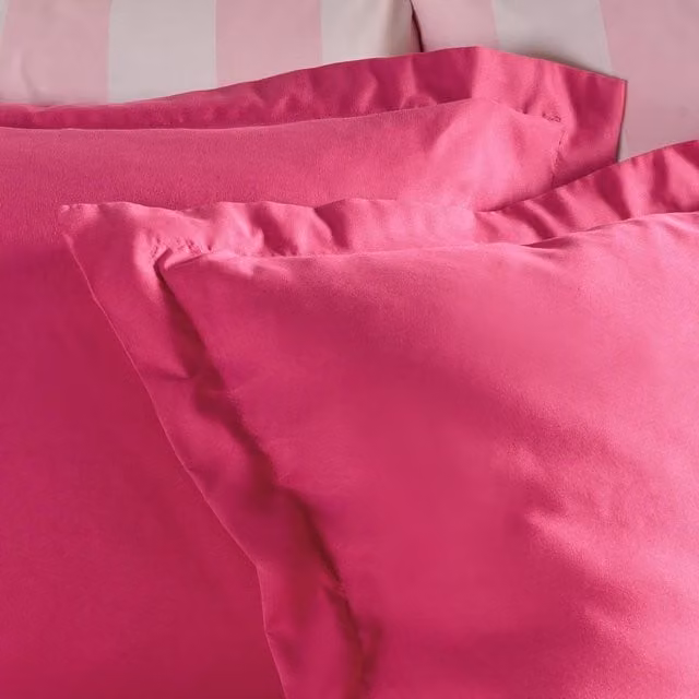 OHS Plain Dyed Oxford Pillowcases in Hot Pink