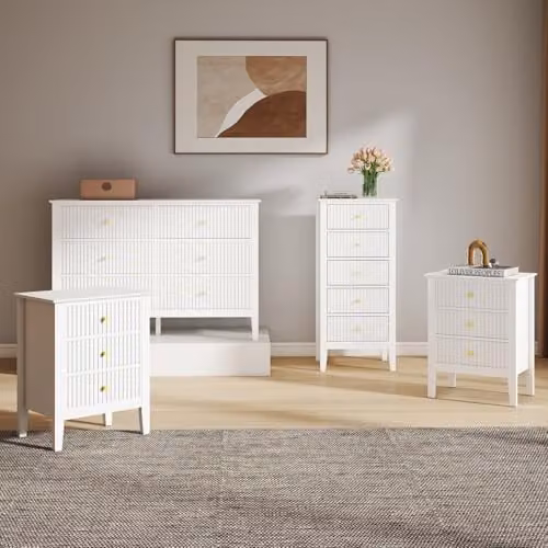 Melody Maison Hales White Range Bedroom Furniture Set including 6 Drawer Chest of Drawers, Tall 5 Drawer Bedside Table and Pair of 3 Drawer Bedside Tables