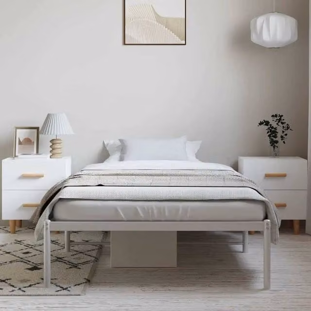 Berkfield Home Metal Bed Frame in White, W/D/H: 104.5 x 31.0 x 196.0 cm