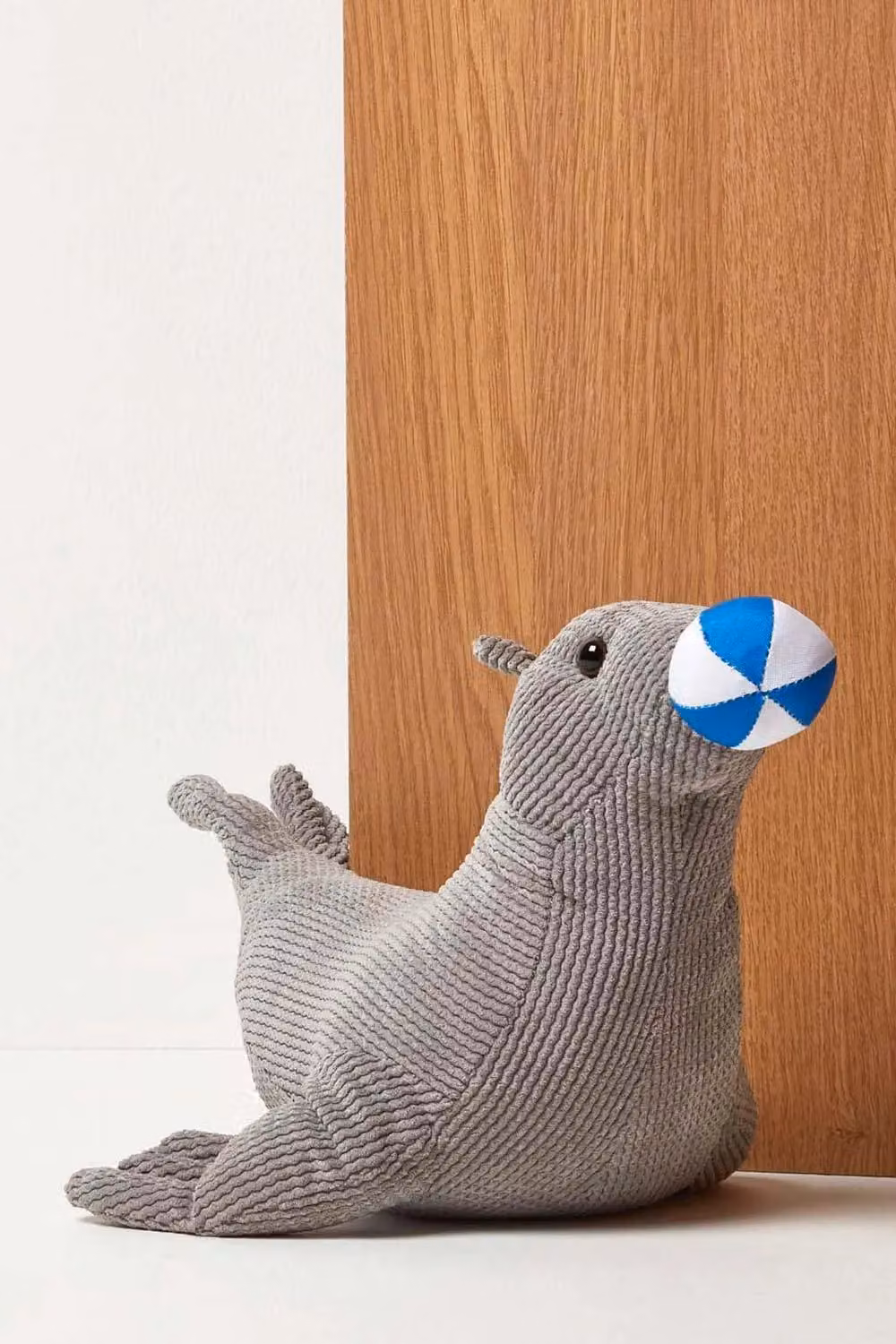 Homescapes Grey Seal Decorative Animal Doorstop – 2