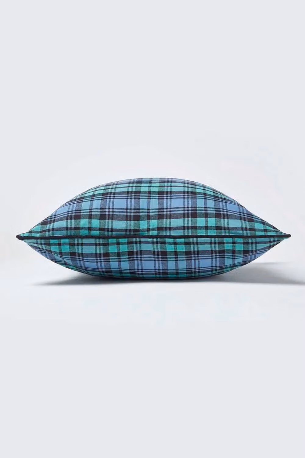 Homescapes Black Watch Tartan Check Cotton Cushion Cover in Blue, Green and Black, W/D/H: 45 x 45 x 45 cm – 3