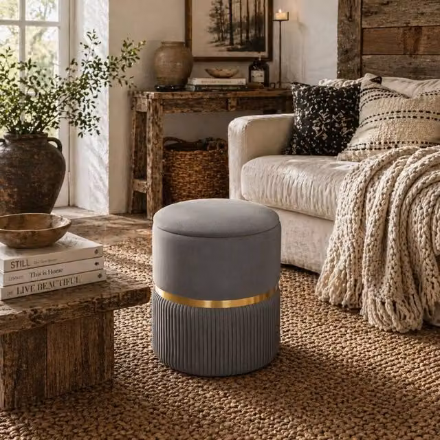Wyld Haus Vami Grey Velvet Storage Ottoman with Gold Accents, W/D/H: 44 x 44 x 36 cm – 1