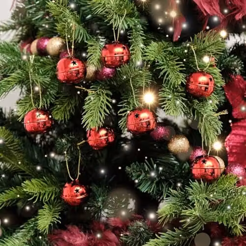 Melody Maison Set of 8 Red and Gold Metal Bell Christmas Bauble Hanging Decorations, Diameter: 4 cm – 1