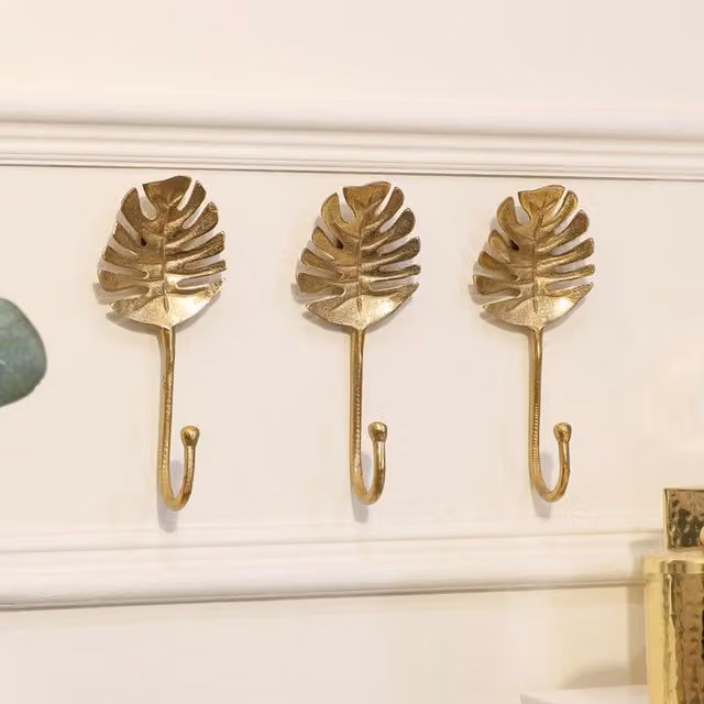 Melody Maison Set of 3 Gold Monstera Leaf Metal Wall Hooks