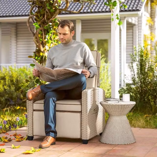 Outsunny Rattan Garden Recliner Chair with Flip Table in Beige and White