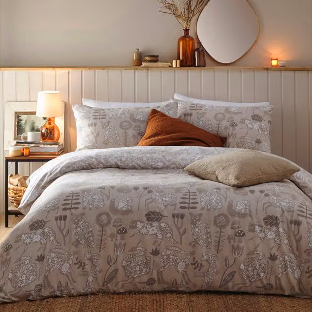 Make it a Home Reversible Floral Flannelette Cotton Duvet Cover Set in Beige and Orange, W/D/H: 180 x 200 cm