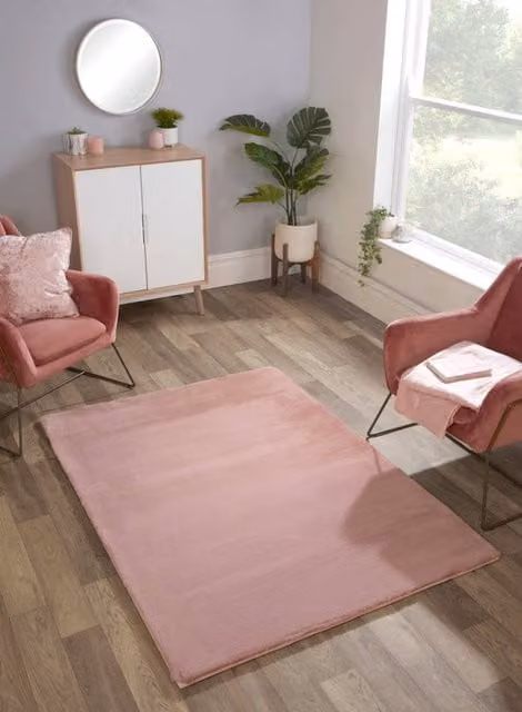 The Linen Consultancy Luxury Faux Fur Blush Pink Rectangular Rug W: 60 cm, L: 180 cm