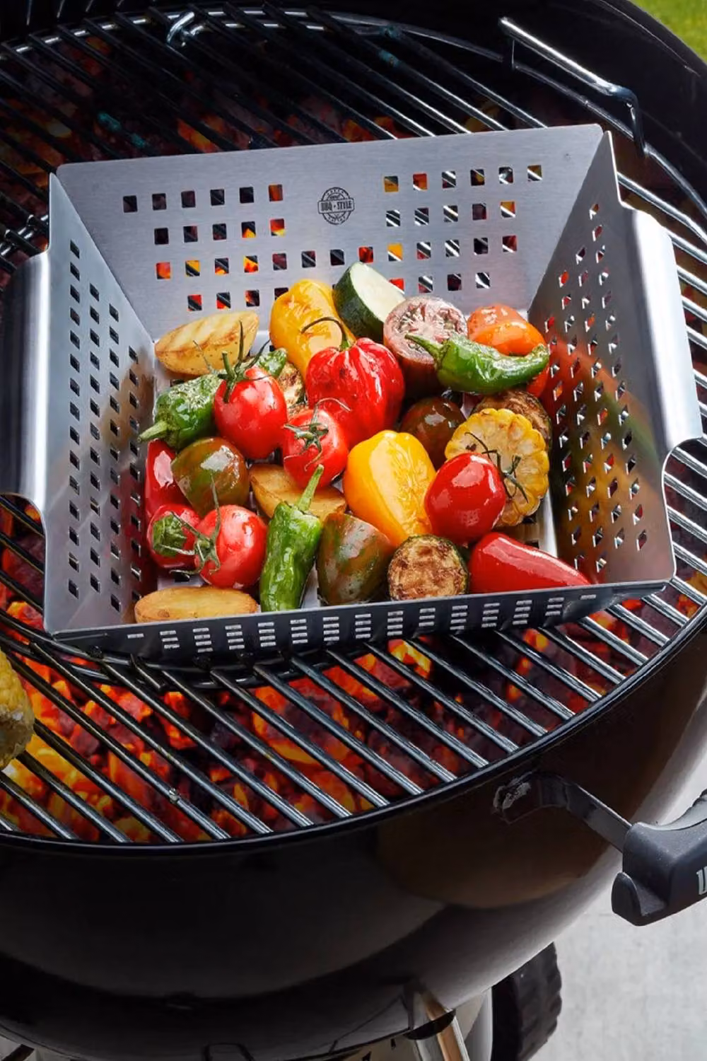 Gefu Large Stainless Steel BBQ Grill Tray for Vegetables, Fish and Meat in Silver – 2