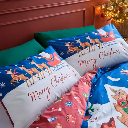 Catherine Lansfield Christmas Santa's Workshop Reversible Single Duvet Cover and Pillowcase Set, Navy Blue and Multicolour, Duvet Cover: 135 x 200 cm, Pillowcase: 50 x 75 cm – 2