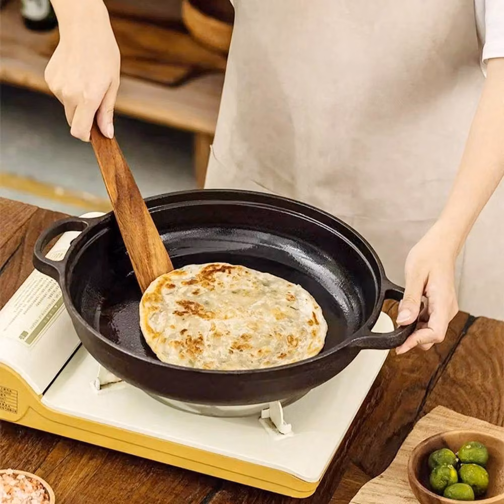 PAWNORA Uncoated Cast Iron Casserole Frying Pan with Lid, Grey, Diameter: 22 cm – 3