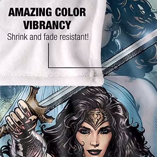 LOGOVISION Wonder Woman Silky Touch Super Soft Fleece Throw Blanket in White and Multicolour, W: 152 cm, D: 127 cm – 3