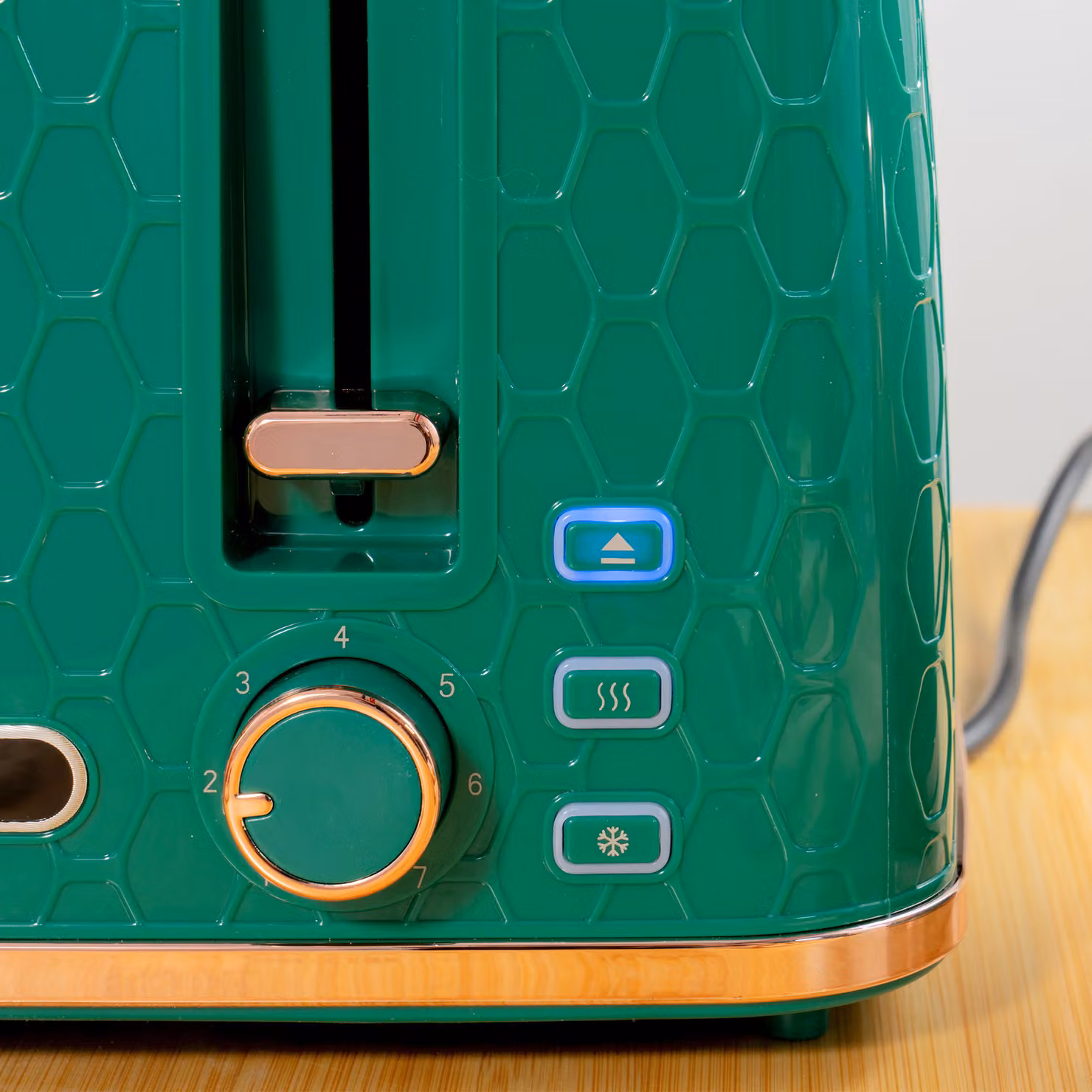 HOMCOM Kettle and Toaster Set in Green, featuring a 1.7L 3000W Fast Boil Jug Kettle and a 4-Slice Toaster with 7 Browning Levels and Crumb Tray – 4
