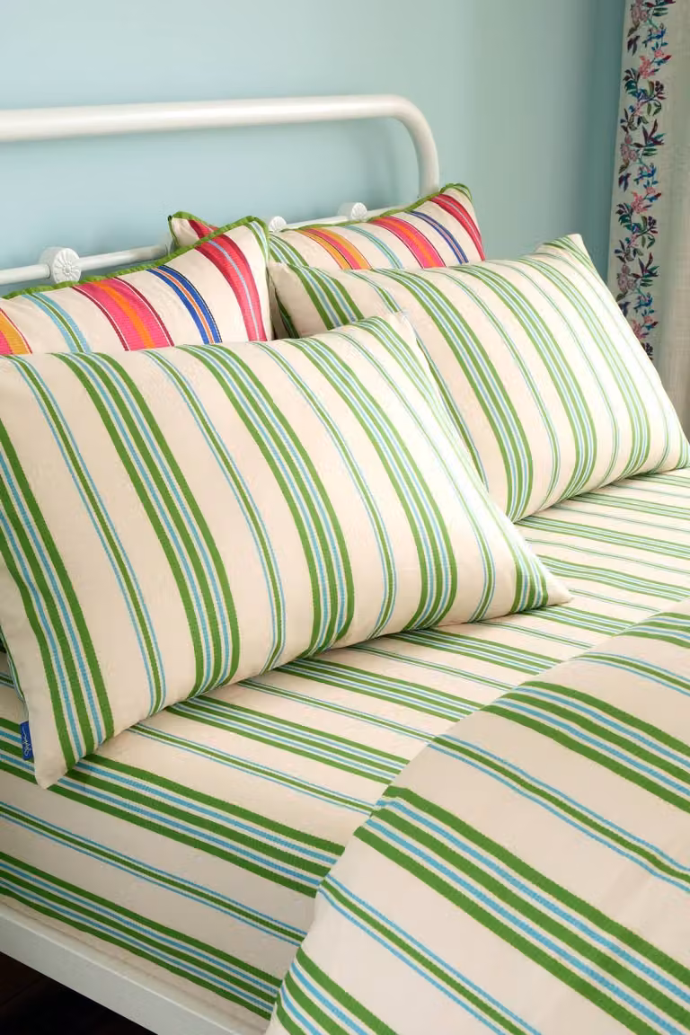 Sophie Robinson Sophie Stripe 100% Cotton Fitted Sheet in Green, W/D/H: 90 x 200 cm