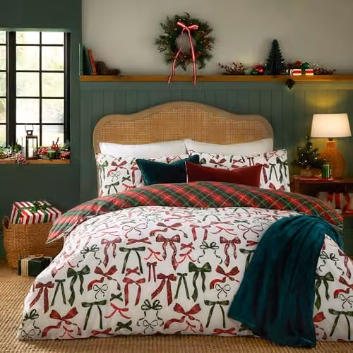 Riva Home Nathalie Bows Reversible Christmas Duvet Cover Set, Red and Green, 200 x 200 cm – 1