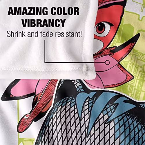 LOGOVISION PJ Masks Comic Group Splash Silky Touch Fleece Blanket, Multicolour, W/D/H: 152 x 127 cm – 3