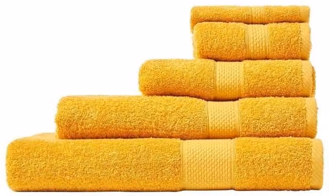 Homescapes Gold Turkish Cotton Towel, 500 GSM, Soft and Quick-Drying