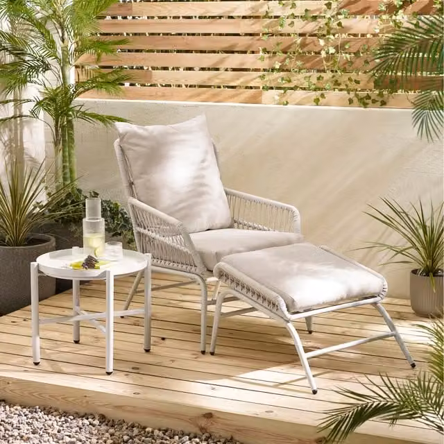 FurnitureboxUK Lyon Outdoor Chair, Footstool and Table Set in Metal and Rattan, Cream