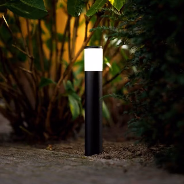 Ludeco Black Stainless Steel LED Outdoor Garden Post Light