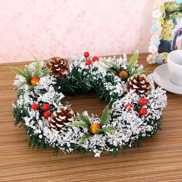 FLAVORA Large Snowy Christmas Wreath Garland in Green, W: 100 cm, D: 60 cm