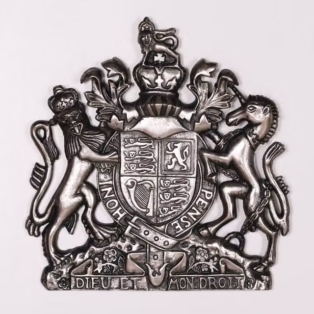 Glasstone Vintage Silver Style Cast Metal Coat of Arms Wall Decor