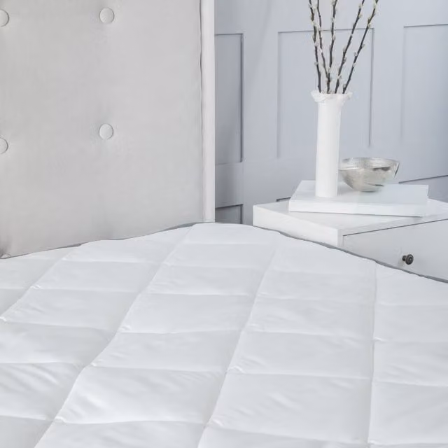 Snug City White Microfibre Soft Touch Mattress Topper, Single Size, 2.5 cm Thick
