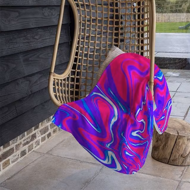 Benjamin Tate Design Pink and Blue Geometric Marble Fleece Blanket, W/D/H: 120 x 150 cm – 1