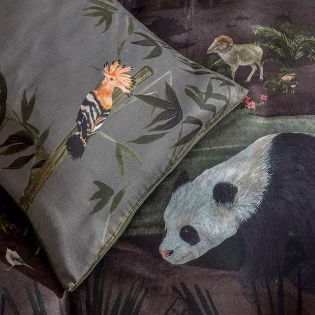Chuan Exotic Jungle Reversible Floral and Animal Duvet Cover Set in Multicolour, Green and Pink, W: 140 cm, L: 200 cm
