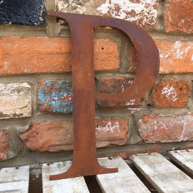 RW NORFOLK Personalised Rusty Metal Letter P Wall Plaque, Brown, H 30.48 cm x W 30.48 cm x D 30.48 cm
