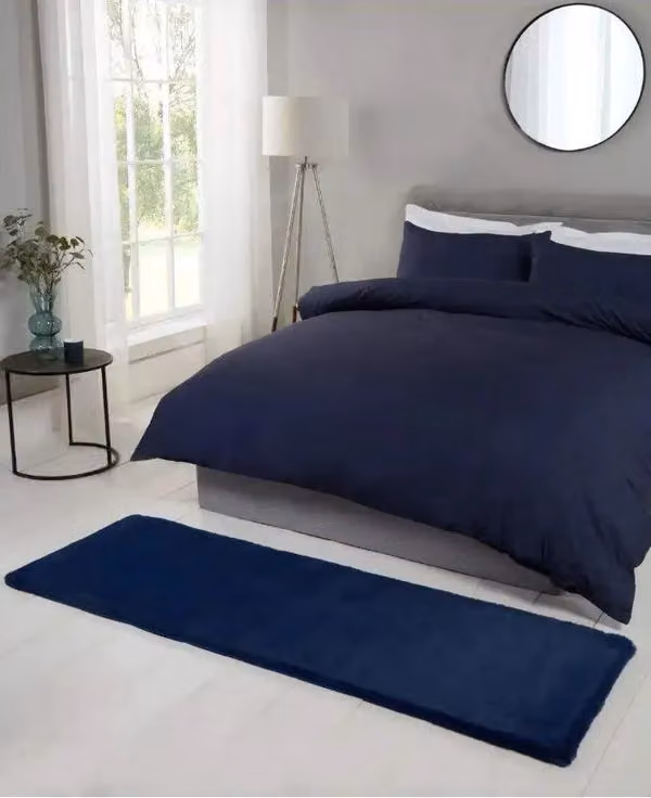 The Linen Consultancy Navy Blue Faux Fur Round Rug, Diameter: 133 cm – 2