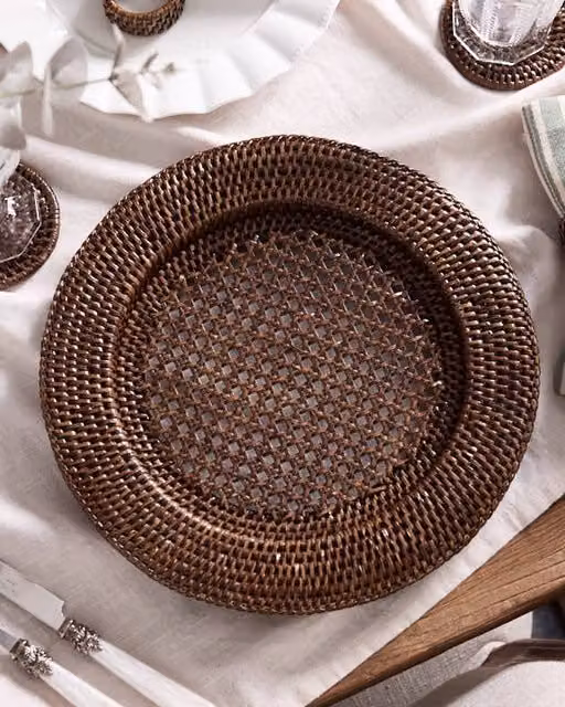 Dibor Set of 2 Brown Premium Rattan Charger Plates, Diameter: 32 cm