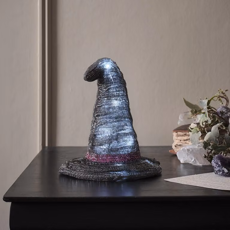 Lights4fun Witches Hat LED Outdoor Halloween 3D Acrylic Figure in Black, White or Purple