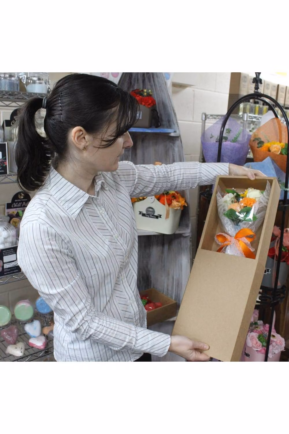 KDMD Orange Floral Hand Soap Flower Bouquet Gift Set in Multicolour Paper Packaging – 3