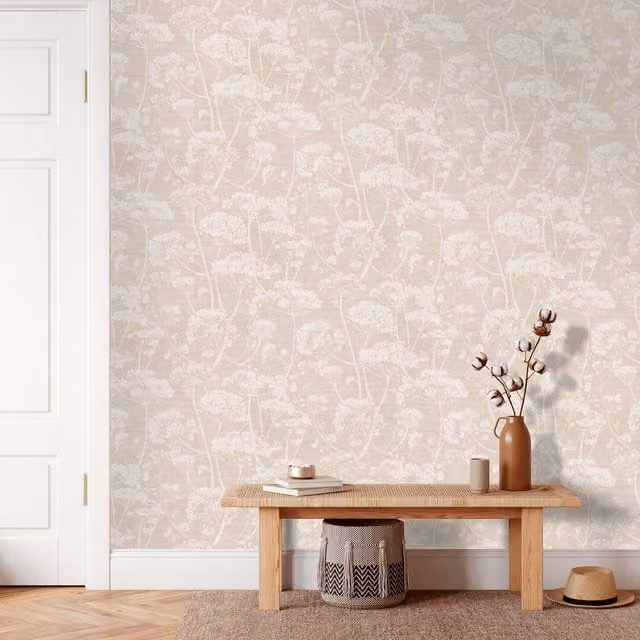 Grandeco Cow Parsley Organic Foliage Floral Wallpaper in Beige